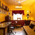 Cosy Artistic Apartment In Andheri