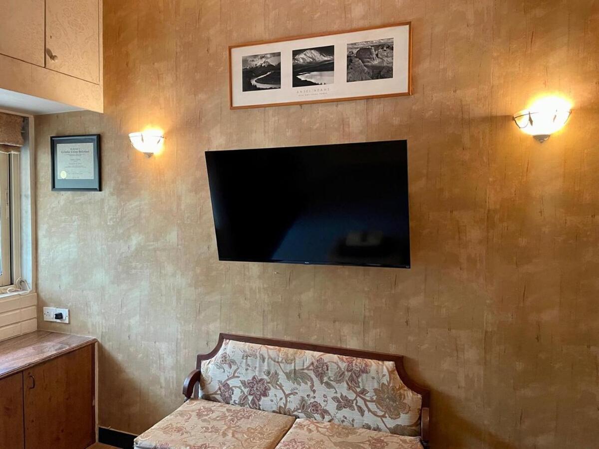 Cosy Artistic In Andheri Apartament Bombaj