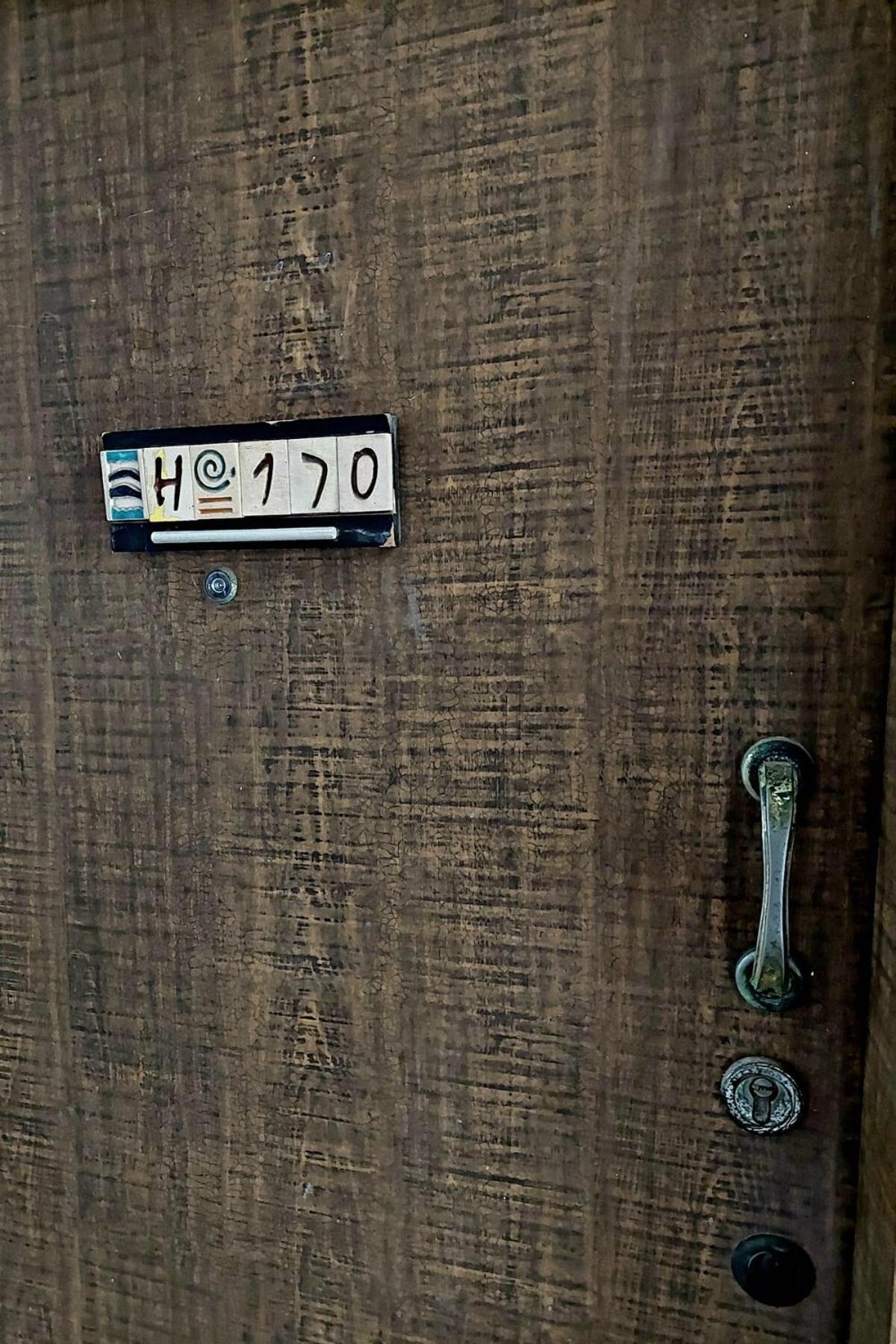Cosy Artistic In Andheri Apartament